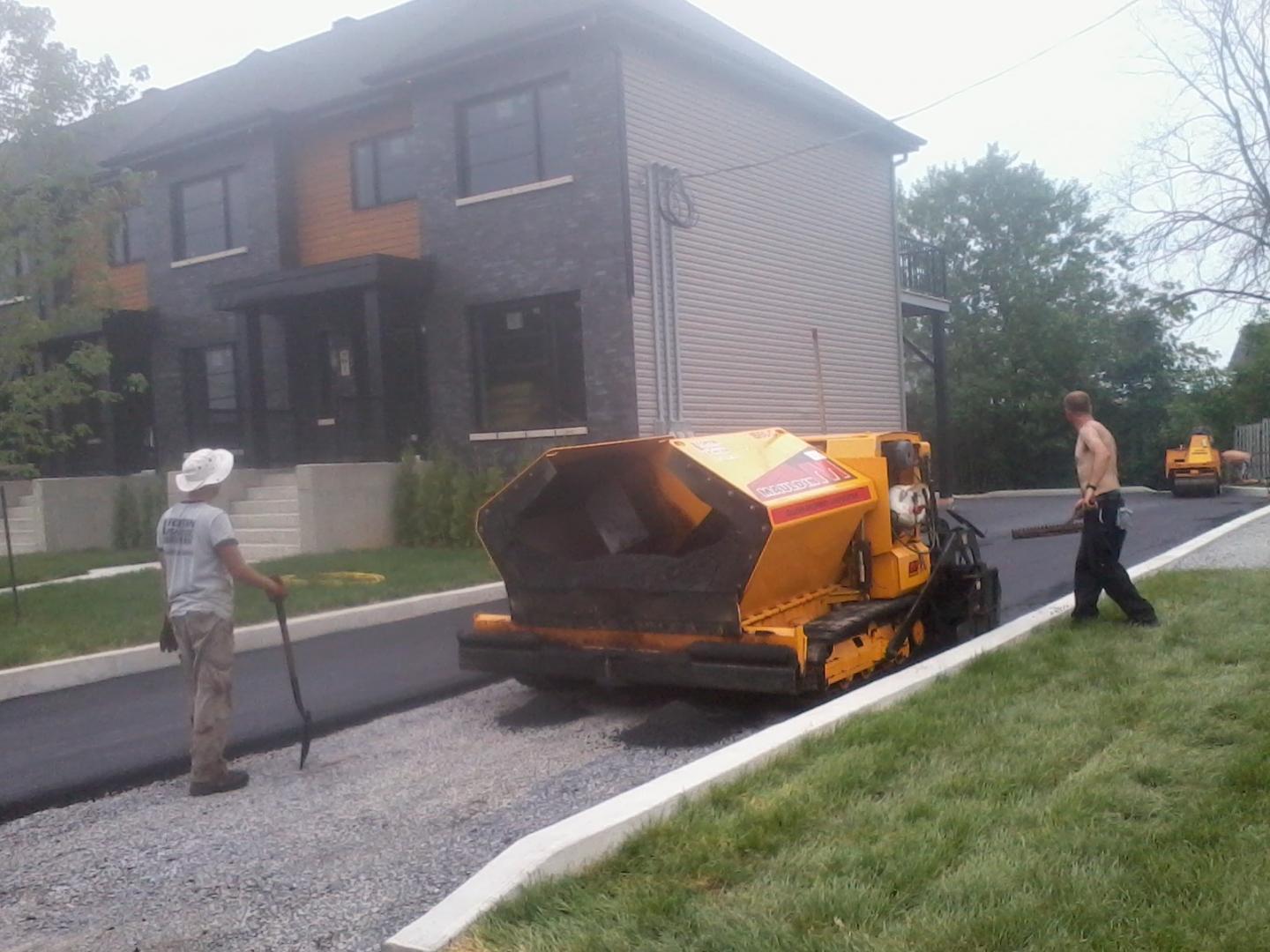 Pavage d'asphalte et enrobés bitumineux